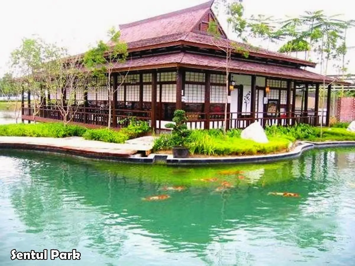 The Lake-Ville Kl Jalan Kuching By M Platinum Kuala Lumpur Apartment